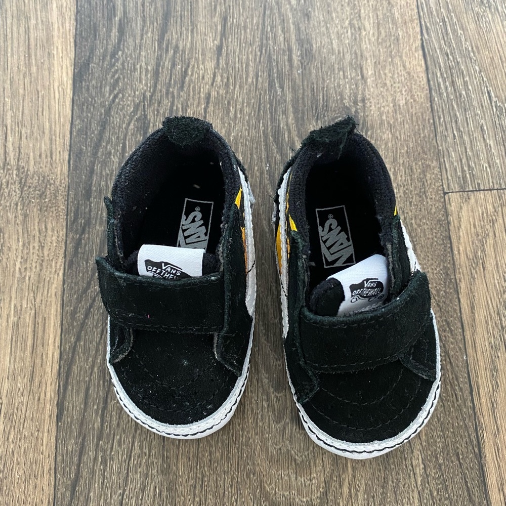 Infant Vans - Picture 5 of 5